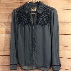 Anthropologie Holding Horses denim shirt